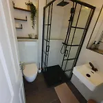 Neumuhler Hof: Stylish Lenia With Free Parking Apartment