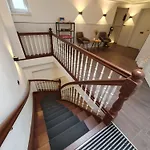 Apartment Neumuhler Hof: Stylish Lenia With Free Parking Schwerin (Mecklenburg-Vorpommern)