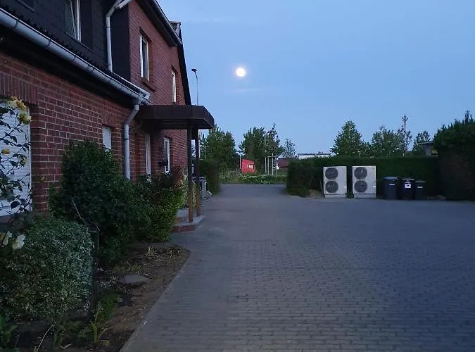 Neumühler Hof- Gemütliche Lenia Parkplätze Und Kongresshalle In Der Nähe Schwerin (Mecklenburg-Vorpommern)